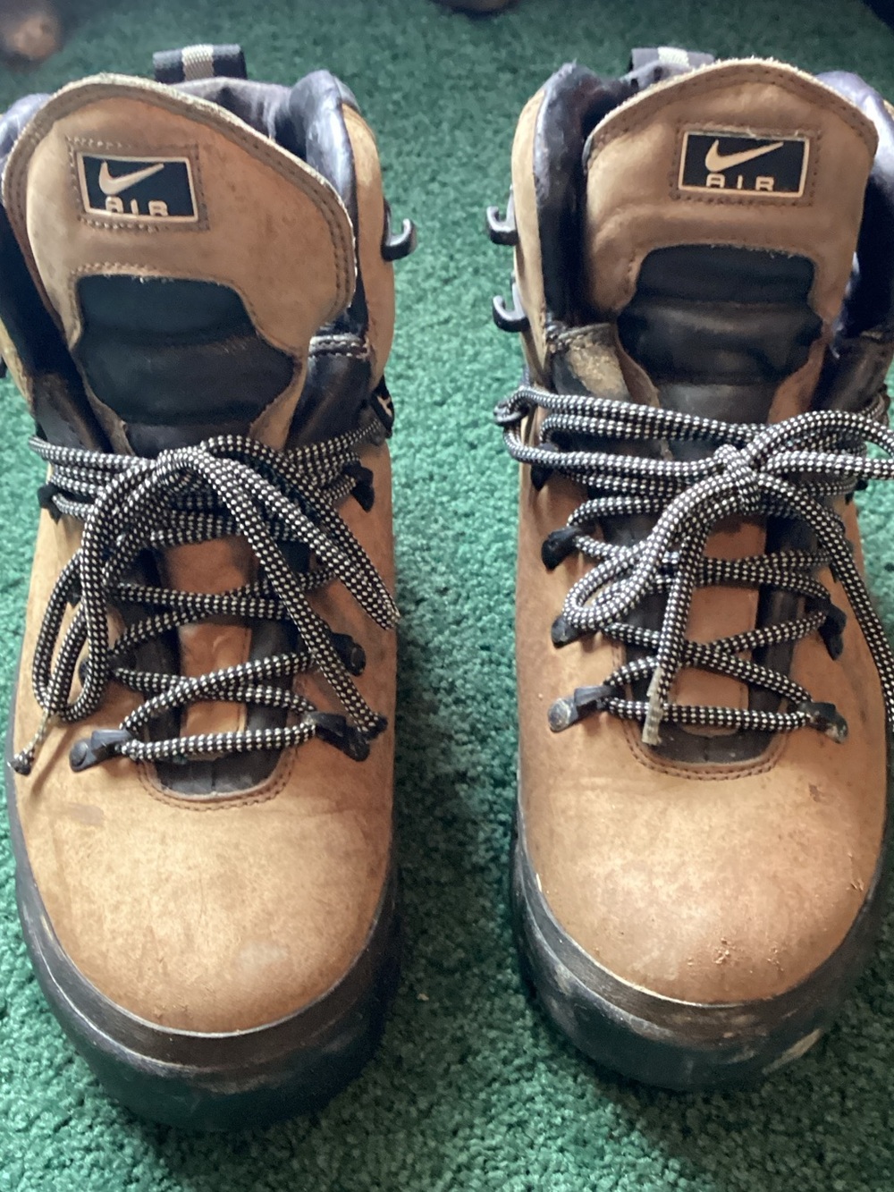 Nike Brown and Black Leather Hiking Boots